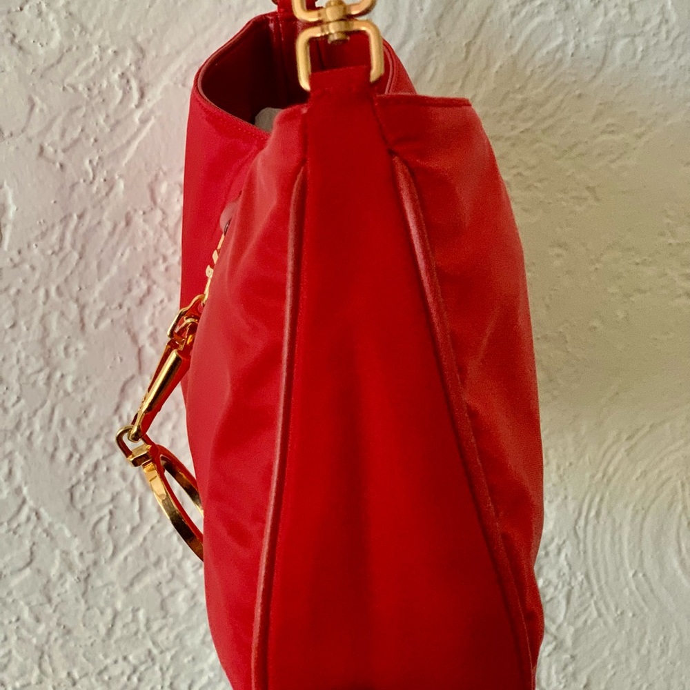 Adorable 🥰LITTLE PRADA TOMATO 🍅 RED BAG - Picture 6 of 12